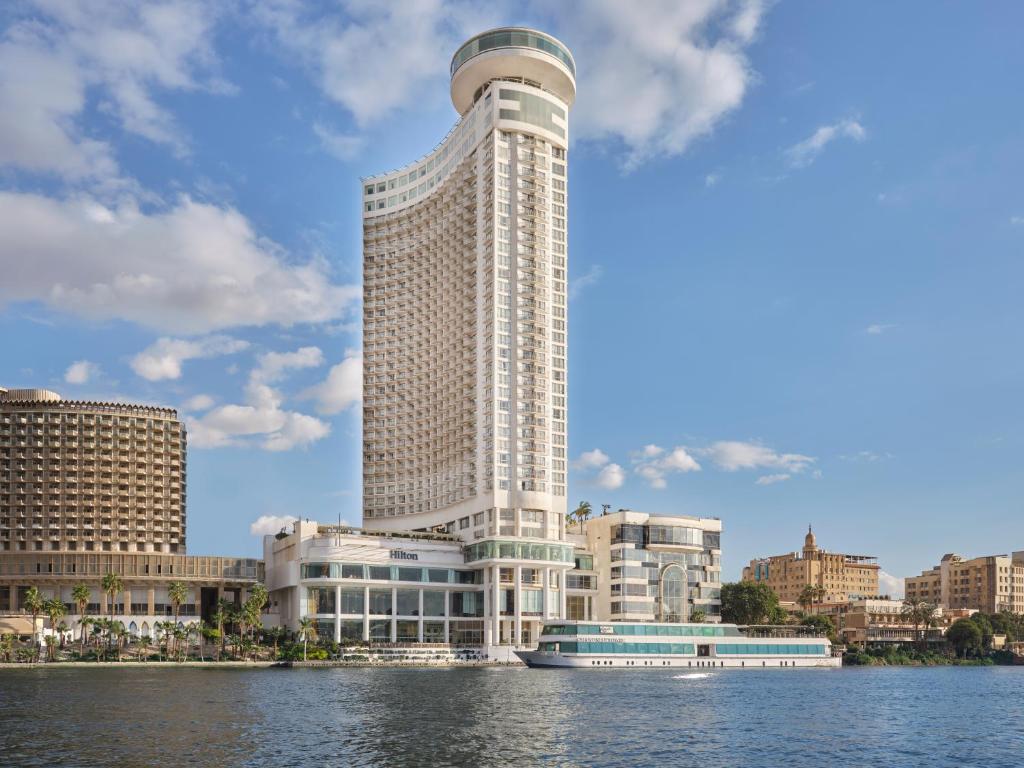 كل شيء عن grand nile tower cairo | الغرف والأسعار والمميزات والعيوب