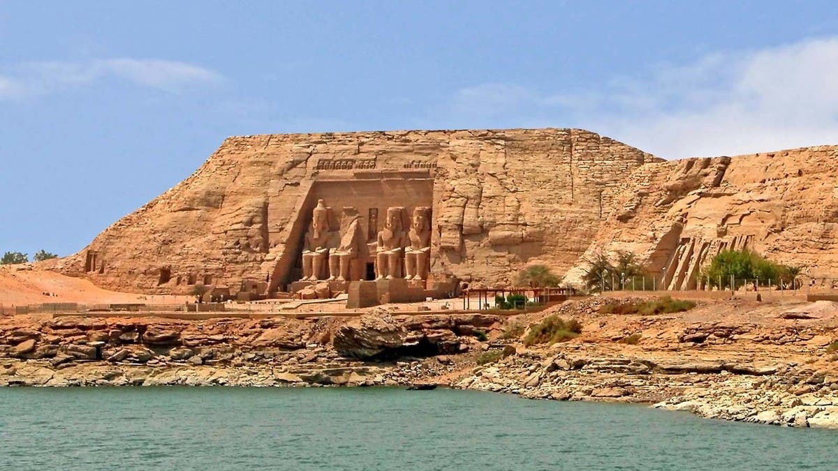 معبد أبو سمبل الكبير في أسوان
